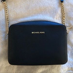 Michael Kors Jet Set Travel Large Crossbody